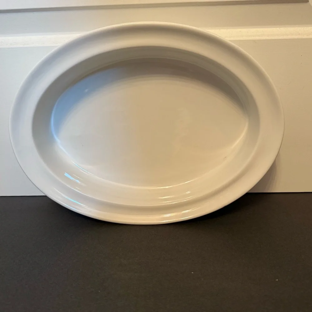 CRATE & BARREL BAKING DISH WHITE PORCELAIN OVAL HOME KITCHEN BAKEWEAR
